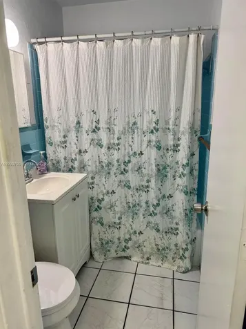 2732 NW 16th Terrace Miami FL 33125
