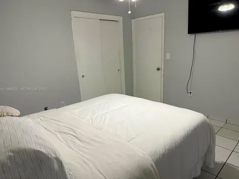 2732 NW 16th Terrace Miami FL 33125