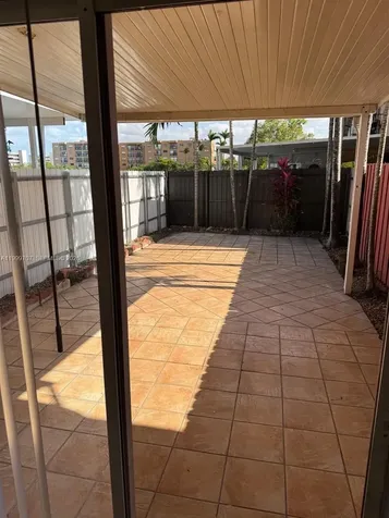 8428 NW 103rd Street Hialeah Gardens FL 33016