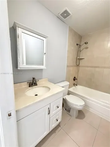 8428 NW 103rd Street Hialeah Gardens FL 33016