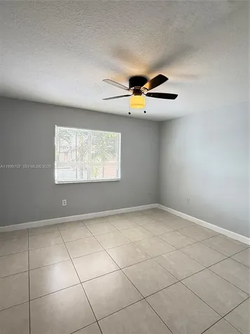 8428 NW 103rd Street Hialeah Gardens FL 33016