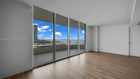 555 NE 34th Street Miami FL 33137