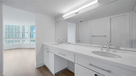 555 NE 34th Street Miami FL 33137
