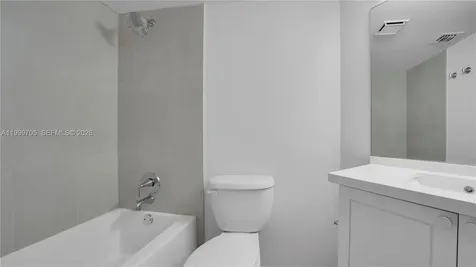 555 NE 34th Street Miami FL 33137