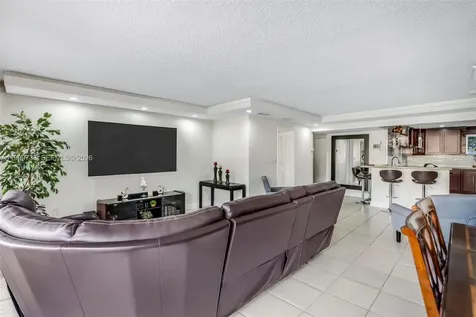 9210 Fontainebleau Boulevard Miami FL 33172