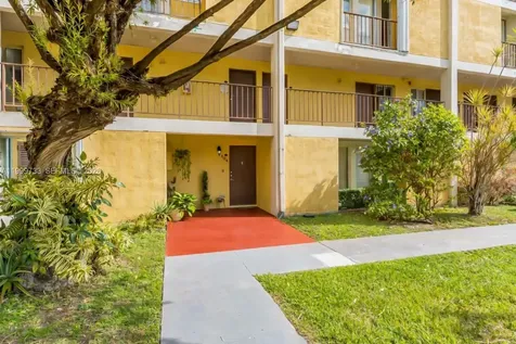 9210 Fontainebleau Boulevard Miami FL 33172