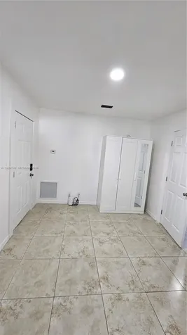 117 NW 11th Avenue Dania Beach FL 33004
