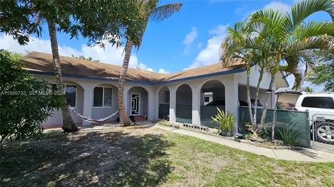 117 NW 11th Avenue Dania Beach FL 33004