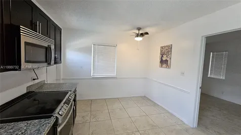 117 NW 11th Avenue Dania Beach FL 33004