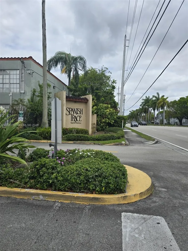 10786 N Kendall Drive Miami FL 33176