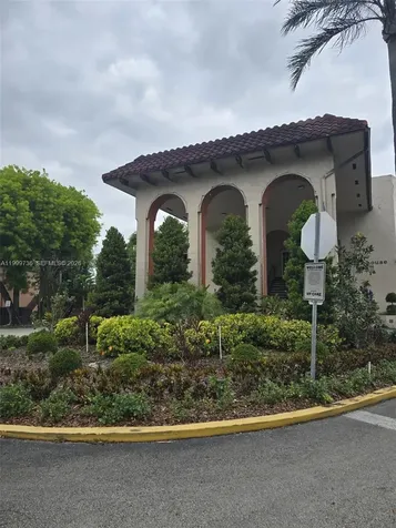 10786 N Kendall Drive Miami FL 33176