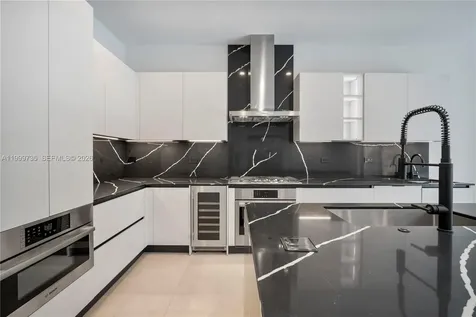 2960 W Trade Avenue Coconut Grove FL 33133