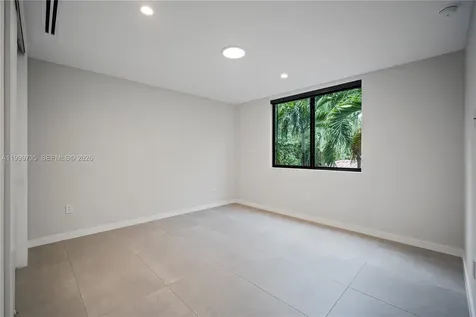 2960 W Trade Avenue Coconut Grove FL 33133