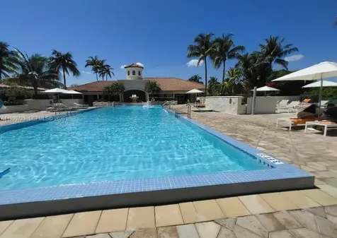 20000 E Country Club Drive Aventura FL 33180