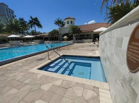 20000 E Country Club Drive Aventura FL 33180