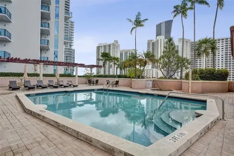 17555 Atlantic Boulevard Sunny Isles Beach FL 33160