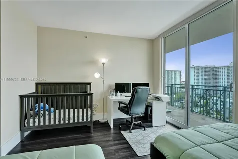 17555 Atlantic Boulevard Sunny Isles Beach FL 33160