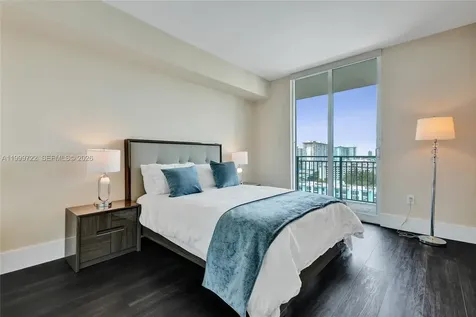 17555 Atlantic Boulevard Sunny Isles Beach FL 33160