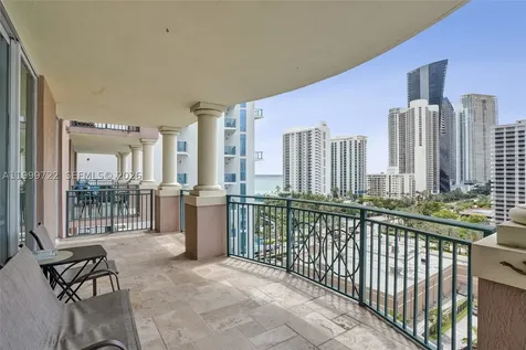 17555 Atlantic Boulevard Sunny Isles Beach FL 33160