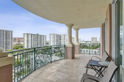 17555 Atlantic Boulevard Sunny Isles Beach FL 33160