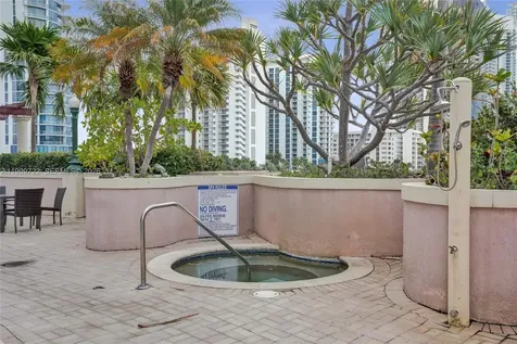 17555 Atlantic Boulevard Sunny Isles Beach FL 33160