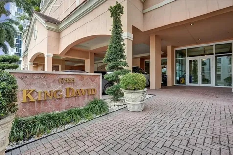 17555 Atlantic Boulevard Sunny Isles Beach FL 33160