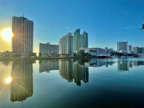 600 Parkview Drive Hallandale Beach FL 33009