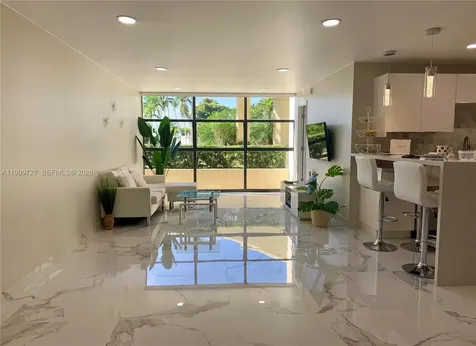600 Parkview Drive Hallandale Beach FL 33009
