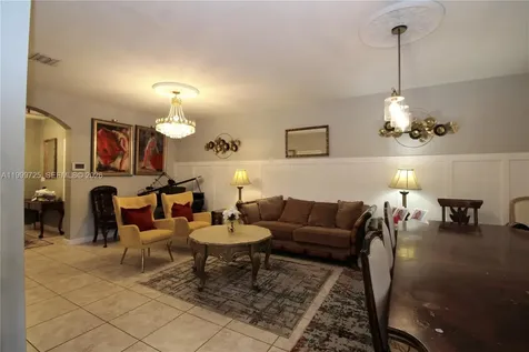 3698 SE 2nd Drive Homestead FL 33033