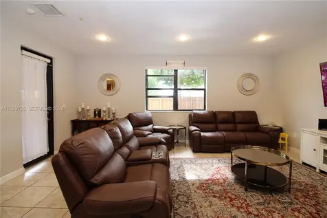 3698 SE 2nd Drive Homestead FL 33033