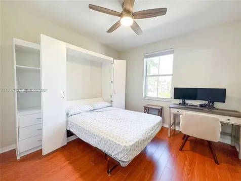 130 Riverwalk Sunrise FL 33326