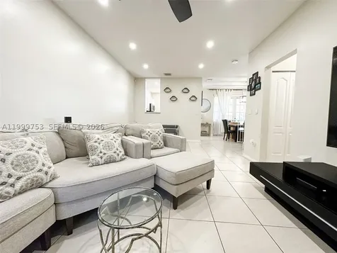 130 Riverwalk Sunrise FL 33326