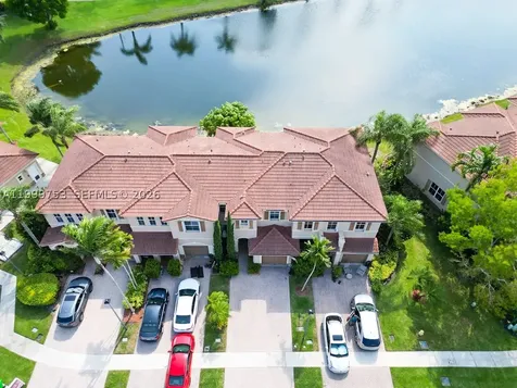 130 Riverwalk Sunrise FL 33326