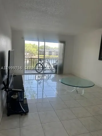 7910 N Colony Circle N Tamarac FL 33321
