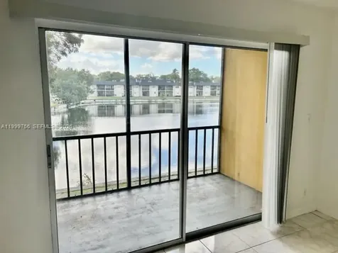 7910 N Colony Circle N Tamarac FL 33321