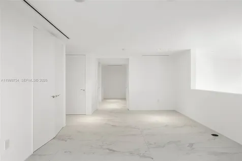 1000 Biscayne Boulevard Miami FL 33132