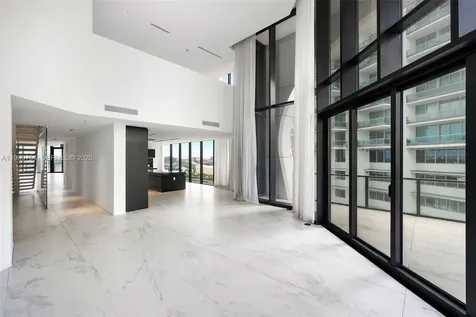 1000 Biscayne Boulevard Miami FL 33132