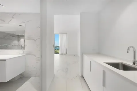 1000 Biscayne Boulevard Miami FL 33132