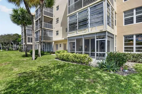 4030 W Palm Aire Drive Pompano Beach FL 33069