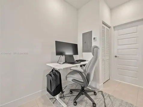 4654 NW 83rd Path Doral FL 33166