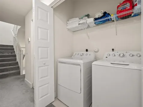 4654 NW 83rd Path Doral FL 33166