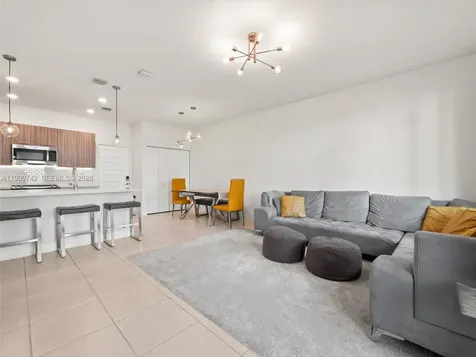 4654 NW 83rd Path Doral FL 33166