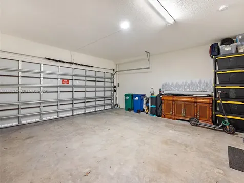 4654 NW 83rd Path Doral FL 33166