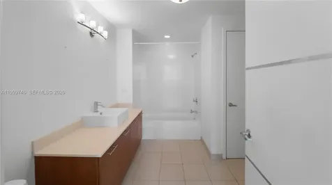3301 NE 1st Avenue Miami FL 33137