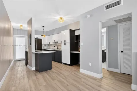 2500 Diana Drive Hallandale Beach FL 33009
