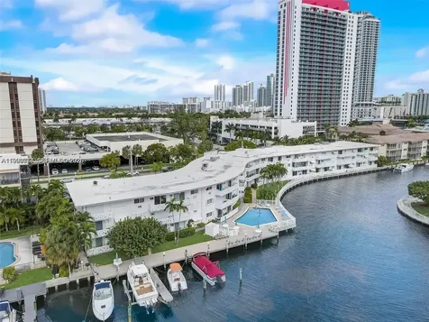 2500 Diana Drive Hallandale Beach FL 33009