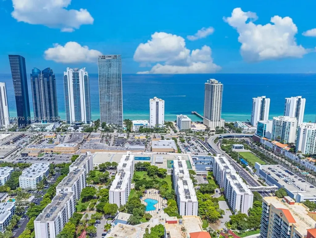 17021 N Bay Road Sunny Isles Beach FL 33160
