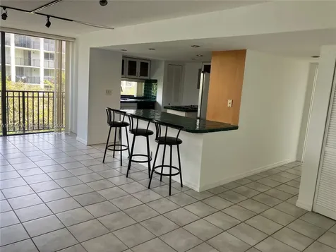 17021 N Bay Road Sunny Isles Beach FL 33160
