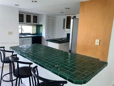 17021 N Bay Road Sunny Isles Beach FL 33160