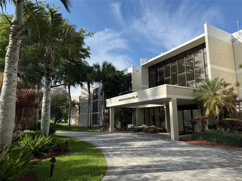 16500 Golf Club Road Weston FL 33326
